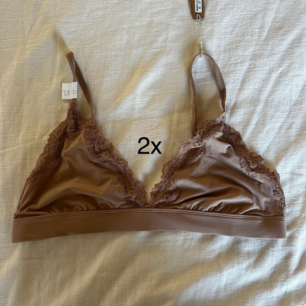 SKIMS BRALETTES - Picture 5 of 7